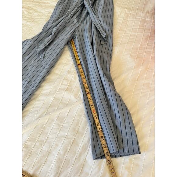 Lumiere Women’s L Blue Striped Sleeveless Jumpsuit V-Neck Tie Waist Cropped - Picture 6 of 9